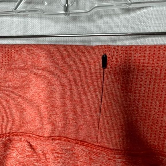 Gymshark Orange Cropped Leggings‎ - Picture 2 of 3